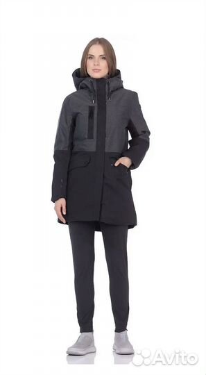 Парка новая с этикетками Helly Hansen оригинал