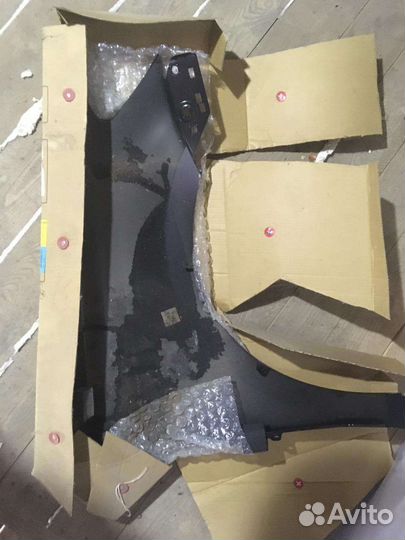 Volkswagen polo крыло