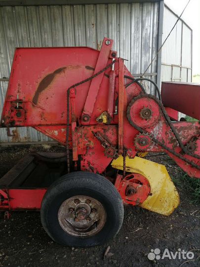 Пресс-подборщик Рязанский комбайновый завод ПР-200, 2003