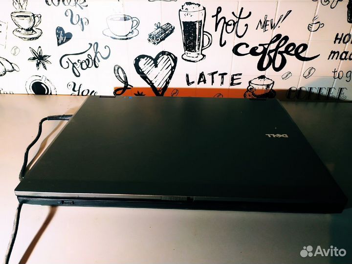 Dell Latitude E5410 - Core i3-1 Gen \ 4 Озу \ SSD