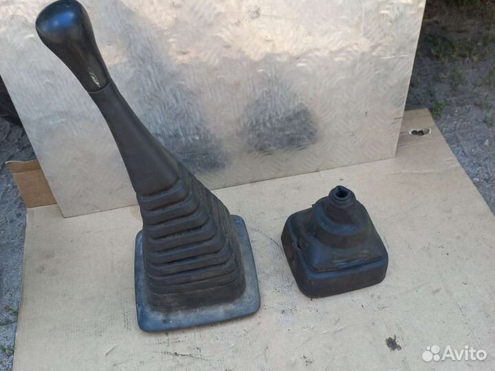 VW T4(91-03) кожух 701711120 ручки передач