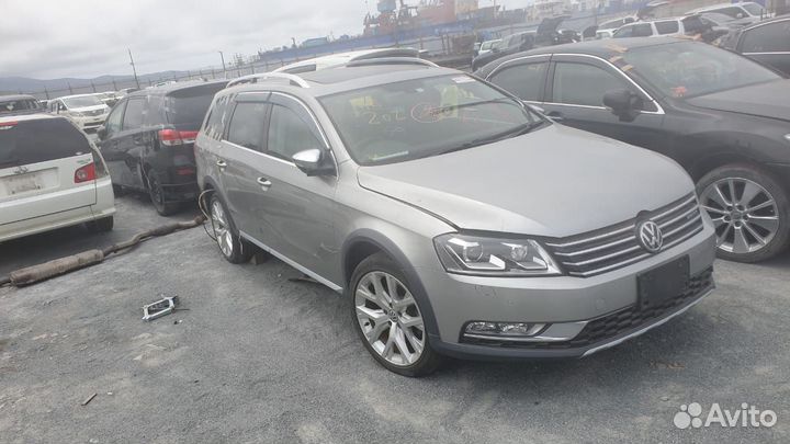 Пыльник крыла VW Passat B7