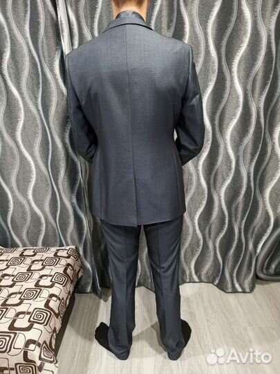 Мужской костюм
