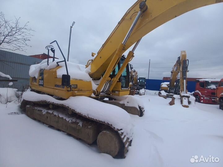 Гусеничный экскаватор Komatsu PC300-8M0, 2022