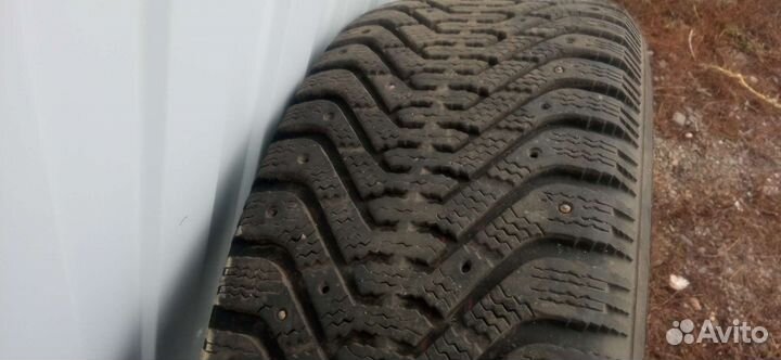 Goodyear UltraGrip 225/60 R17