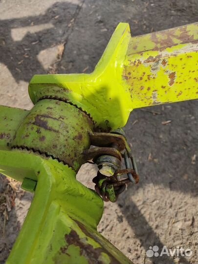 Пресс-подборщик Claas Rollant 44, 1990