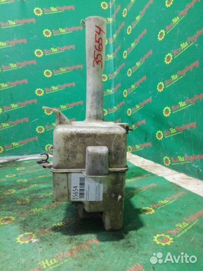 Бачок омывателя Toyota Mark 2 универсал