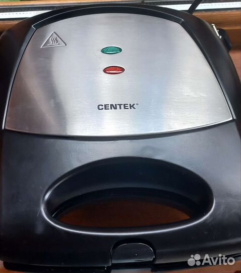 Электрическая вафельница бу