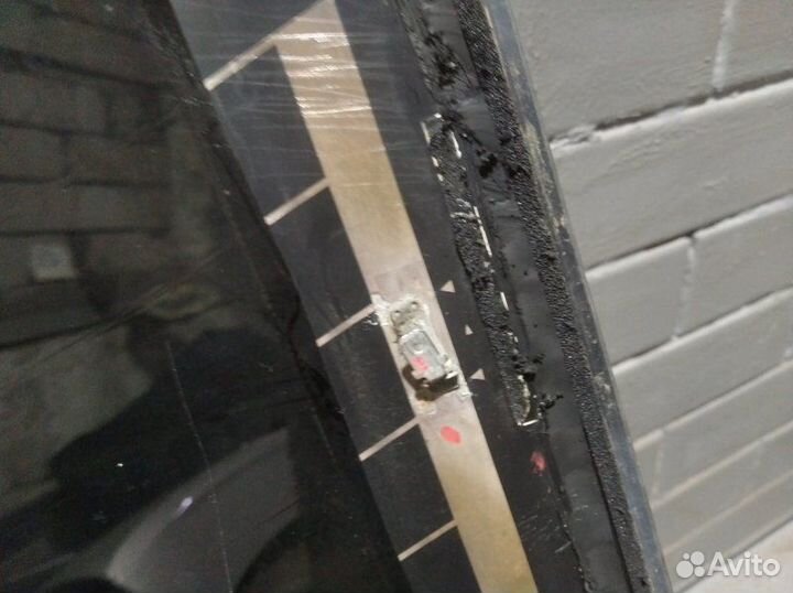 Стекло заднее Nissan Almera седан 1.6 2015