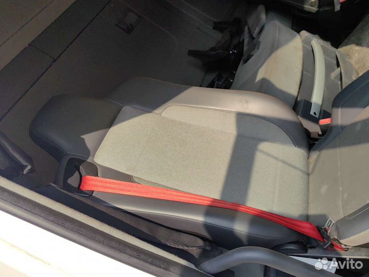 Пассажирское сиденье Renault T 2015 год