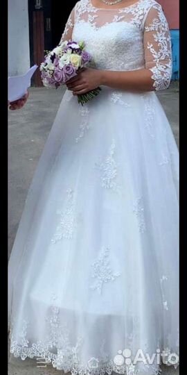 Свадебное платье