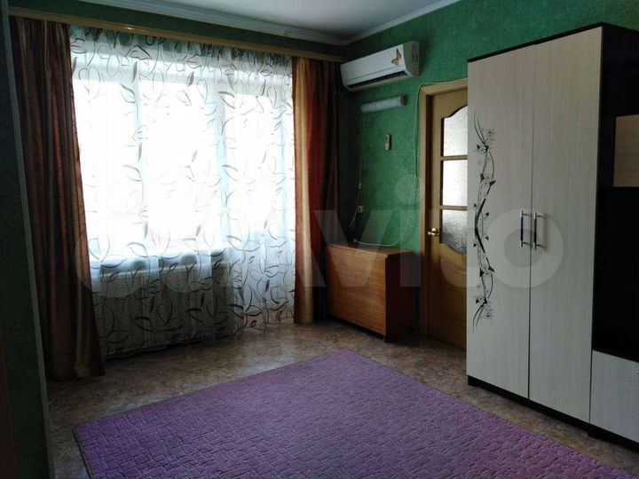 2-к. квартира, 46 м², 1/3 эт.