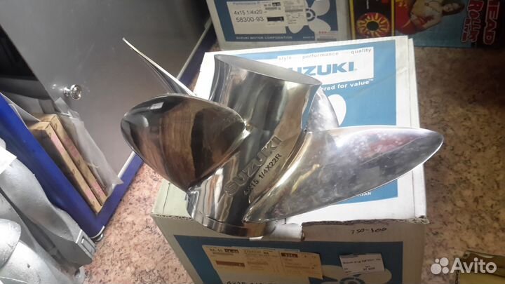 Продам оригинальный винт к моторам suzuki