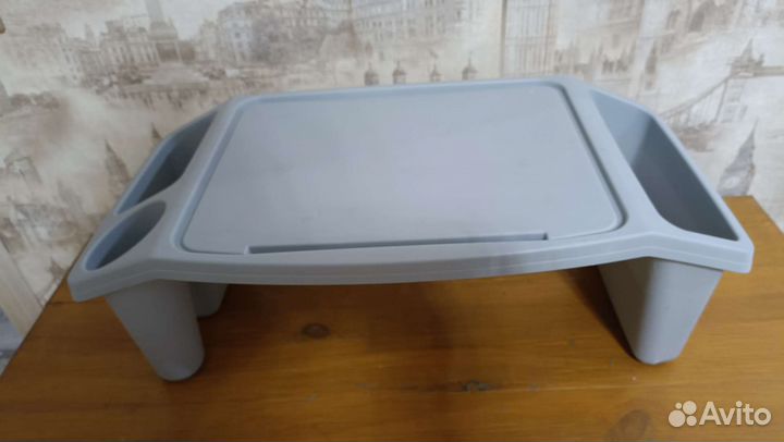 Столик (поднос) для работы с ноутбуком