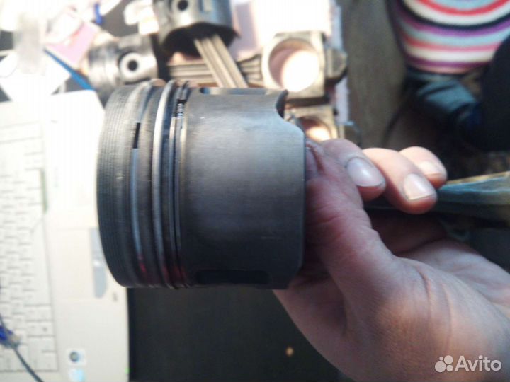 Поршня с шатунами Volkswagen t4, коленвал в налич