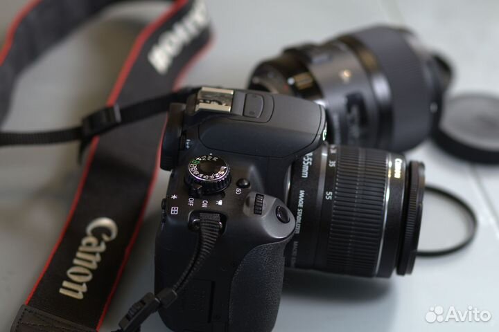 Фотоаппарат Canon EOS 650D с 2-мя объективами