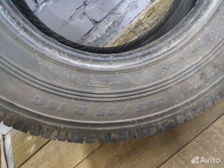 Michelin 4X4 A/T 235/85 R16