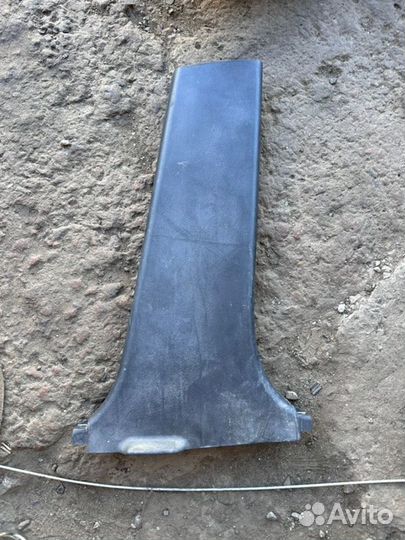 Накладка стойки правая Geely Emgrand Ec7 EC7