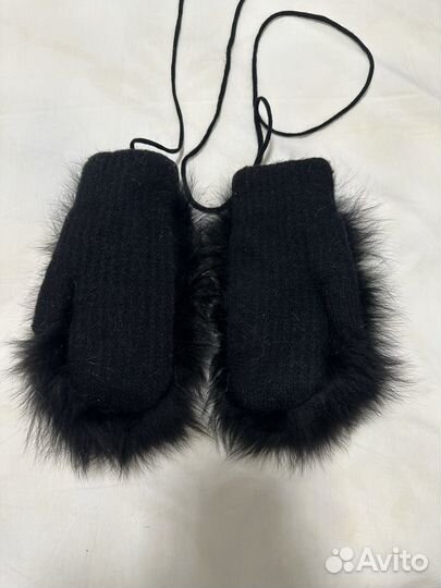 Варежки с натуральным мехом