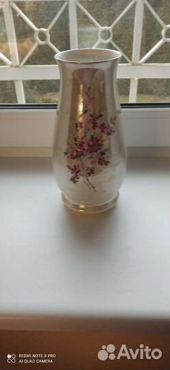 Фарфоровая ваза