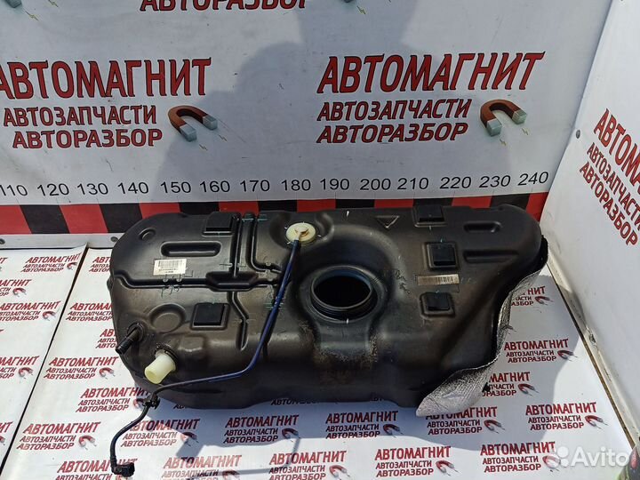 Бензобак бак топливный Джили Кулрей Coolray