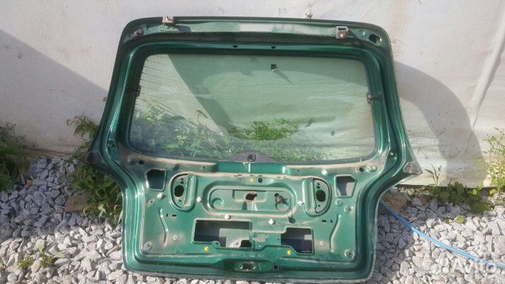 Крышка багажника Renault Scenic