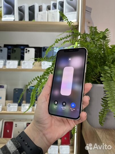 iPhone 12, 128 ГБ