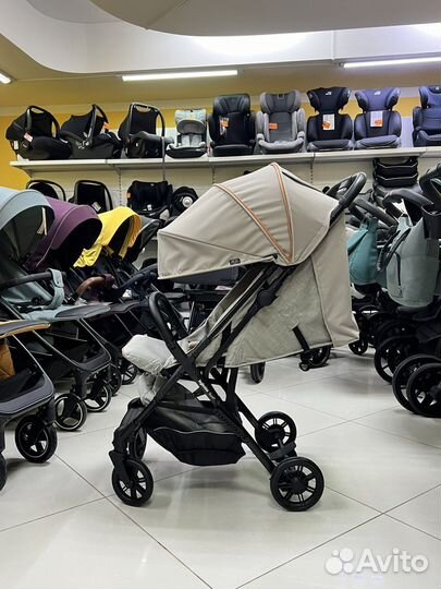 Прогулочная коляска inglesina quid 2