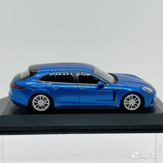 Porsche Panamera 4S Diesel Minichamps 1:43