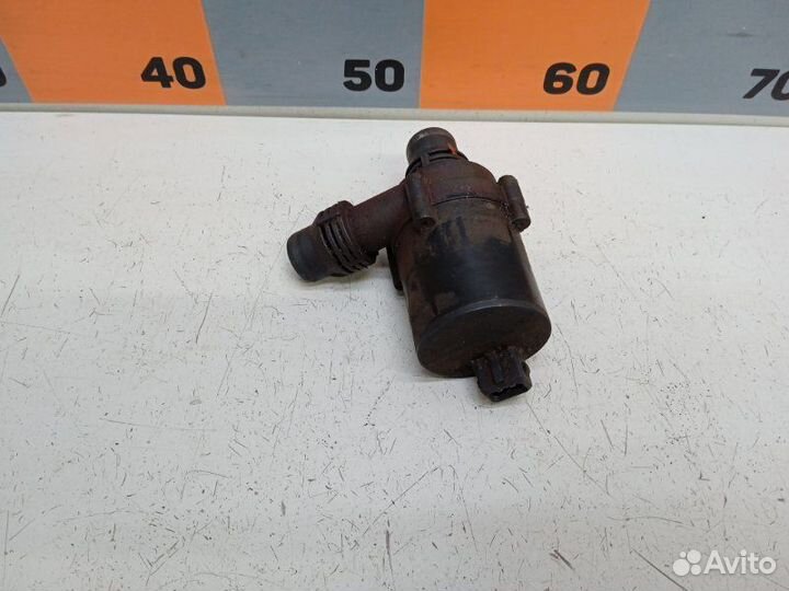 Помпа Bmw 5-Series E39 2.5 1998