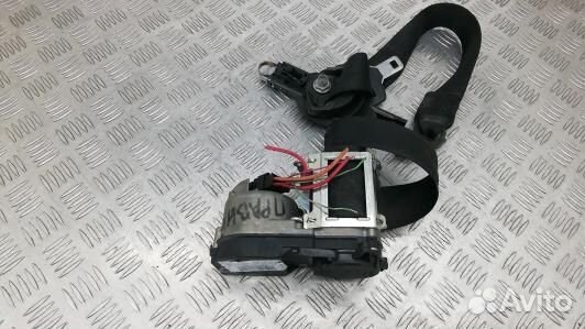 Ремень безопасности с пиропатроном сиденья передне