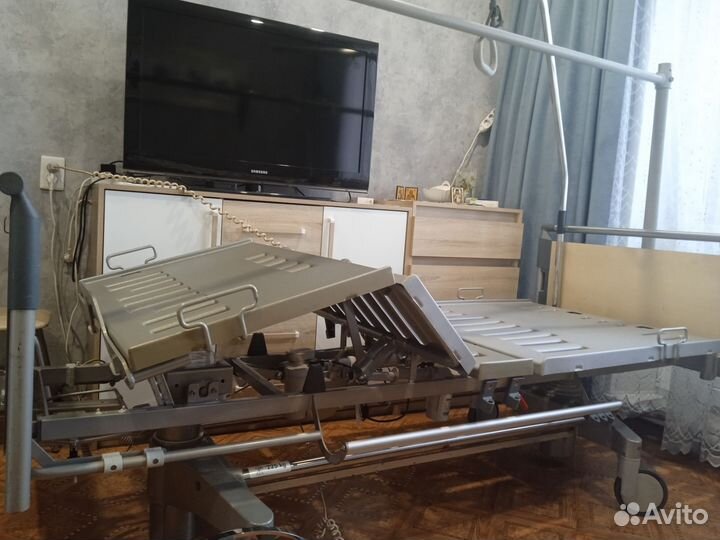 Мед.кровать с Эл приводом б/у, матрас новый