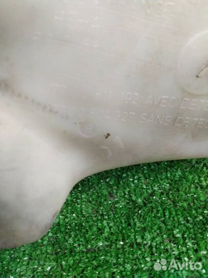 Бачок омывателя Renault Safrane 2 7700804327,77008