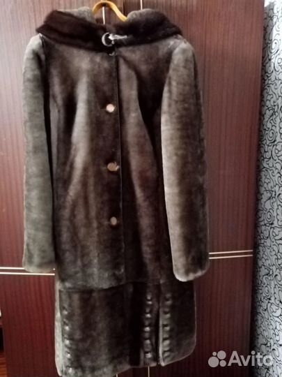 Шуба мутоновая 46 48 размер(подойдет и на 50)