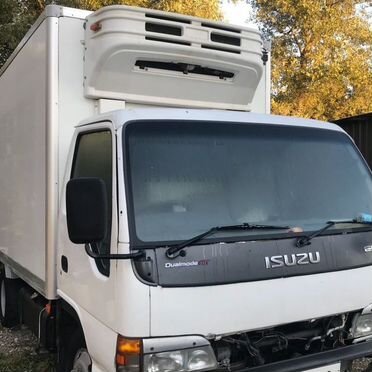 Isuzu ELF (N-series) изотермический, 2004
