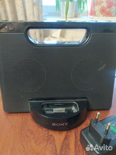 Портативная колонка sony