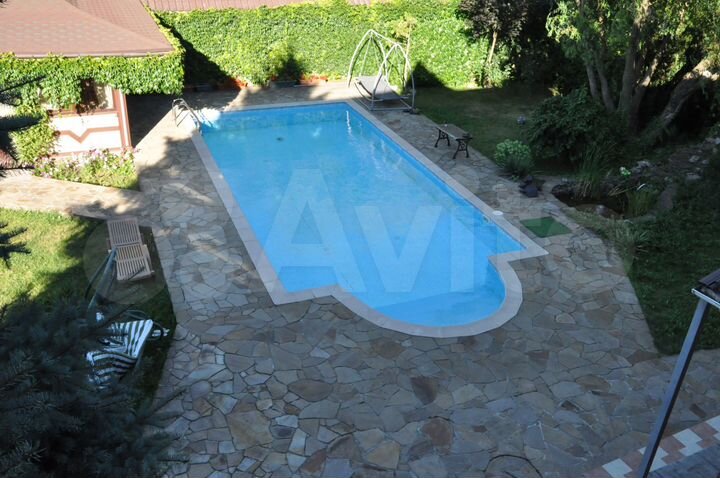 Дом 276,6 м² на участке 15 сот.