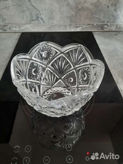 Хрустальная ваза