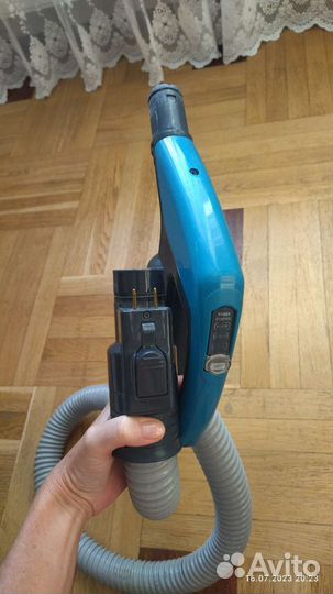 Пылесос LG VK89101HQ (требует ремонта)