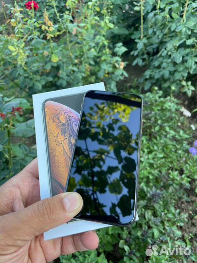 iPhone XS Золото