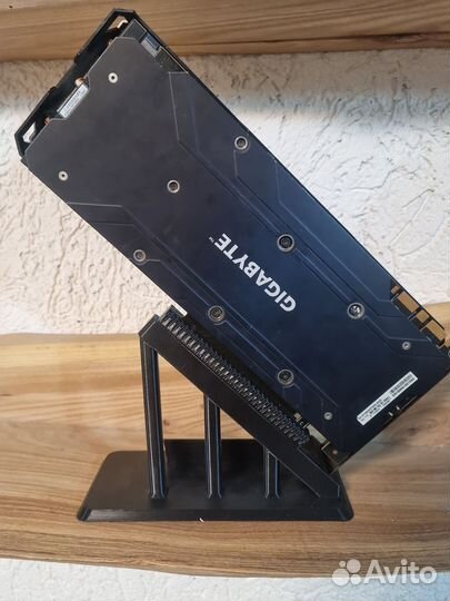 Видеокарта 1080