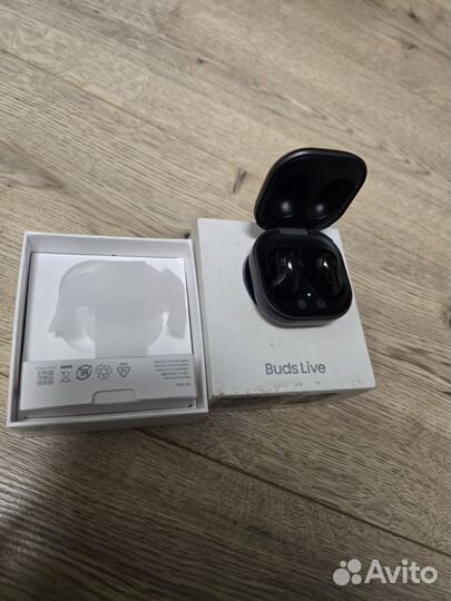 Беспроводные наушники samsung buds live