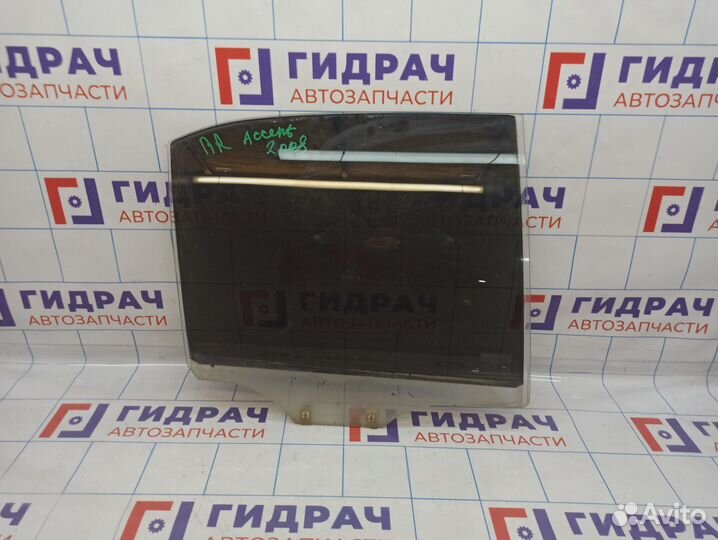 Стекло двери задней правой Hyundai Accent 2 83420