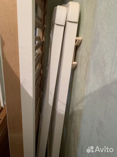 Детакая кроватка с маятником