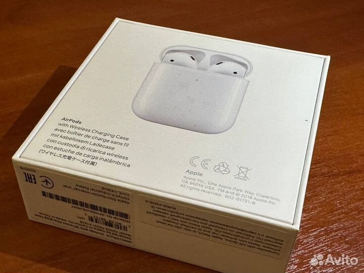 Зарядный кейс Apple AirPods 2 Wireless оригинал