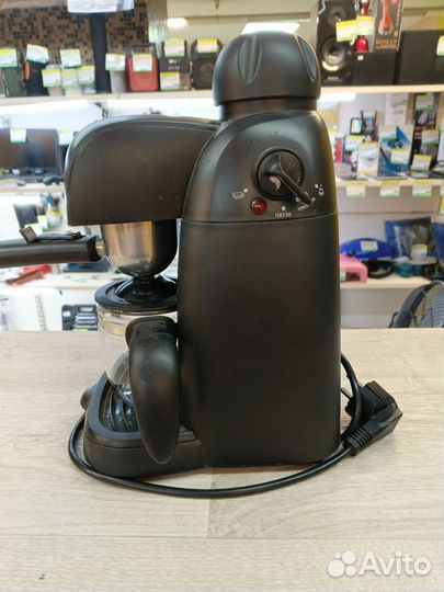 Кофеварка Dexp EM-800