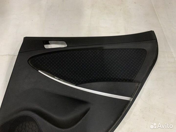 Обшивка двери задняя правая Hyundai Solaris