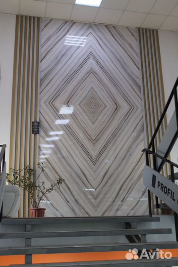 Настенная панель