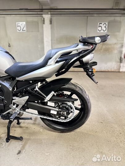Yamaha FZ6S2 2011