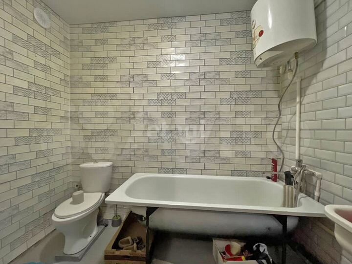 2-к. квартира, 63,6 м², 1/2 эт.